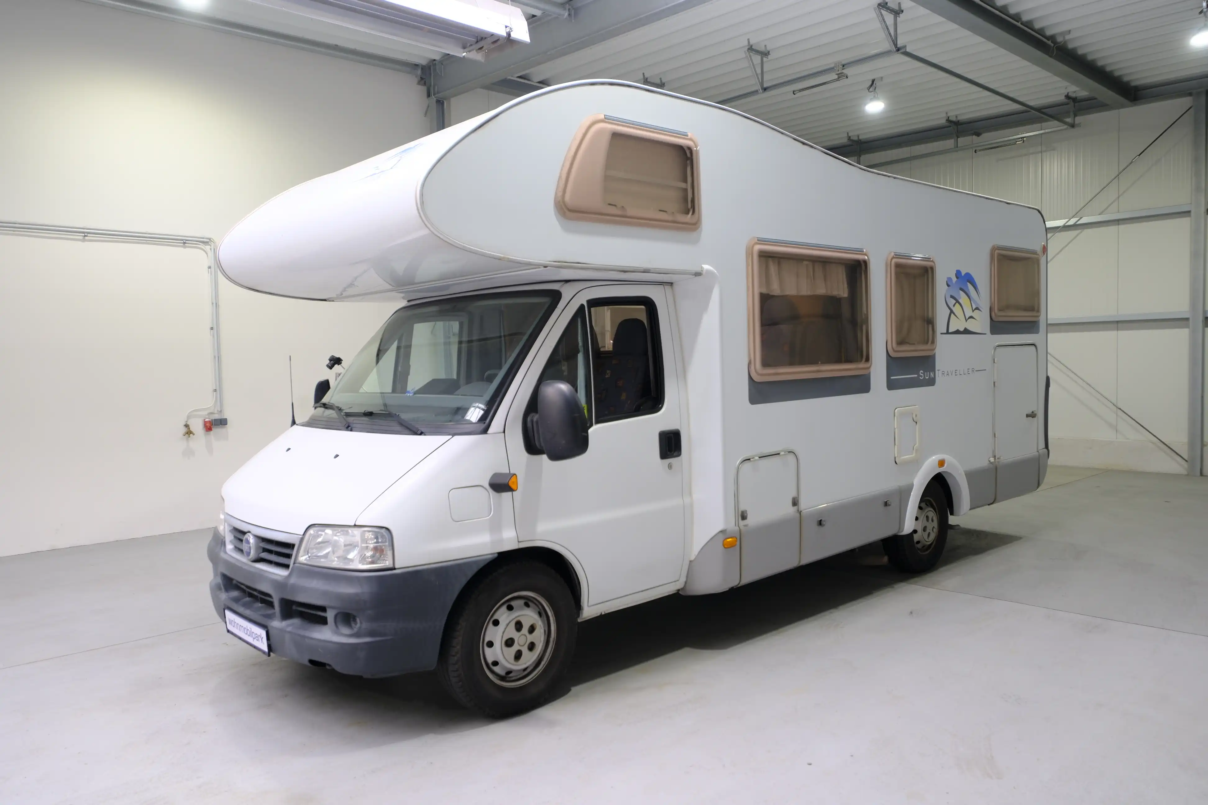 KNAUS Sun Traveller 658 LG - Ansicht 2